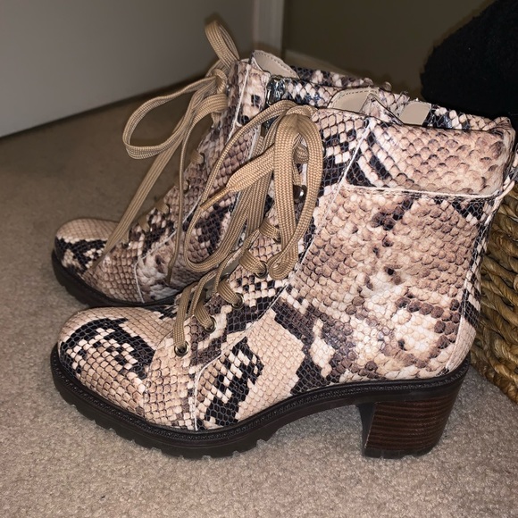 Vince Camuto Lace-Up Ankle Boots - Picture 3 of 11